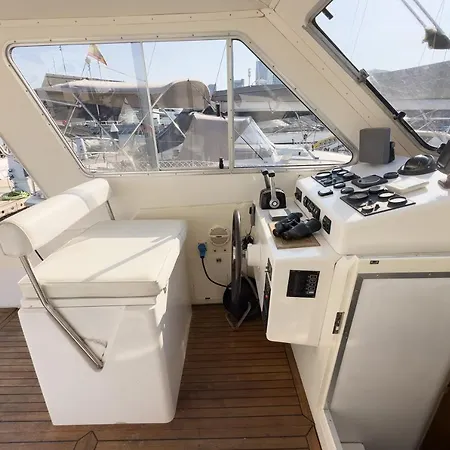 Bateau-hôtel Rufus Port Forum Sant Adrià de Besòs