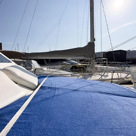 Ботель Rufus Port Forum